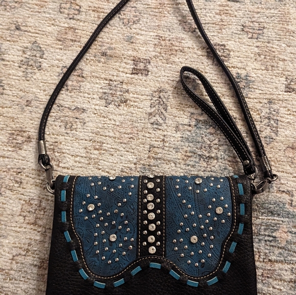 American Bling Western Cross bag and wristlet NWOT - Picture 10 of 13